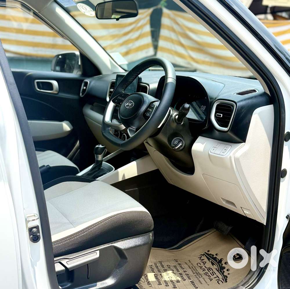 Hyundai Venue 1.0 S (o) Turbo Dct, 2024, Petrol