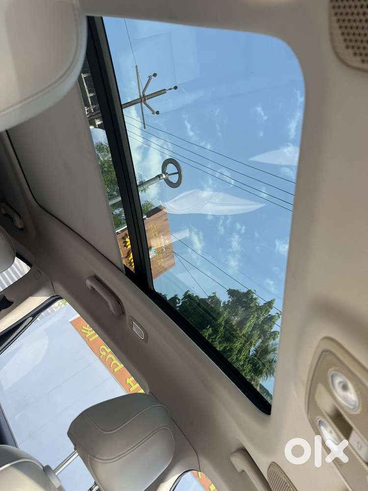 Mahindra Xuv700 2.2 Ax 7 Diesel At Luxury Pack Str Awd, 2022, Diesel