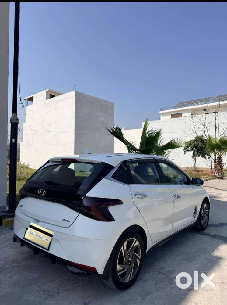 Hyundai Elite I20 1.2 Asta (o) Cvt, 2023, Petrol