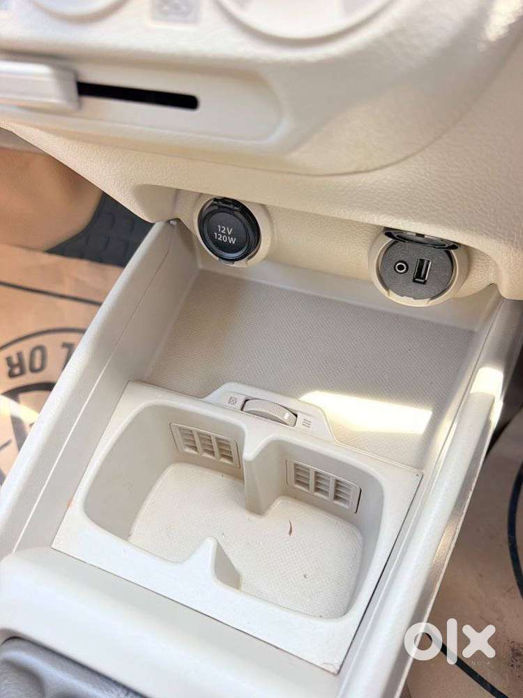 Maruti Suzuki Ertiga 1.5 Vxi Shvs, 2023, Petrol