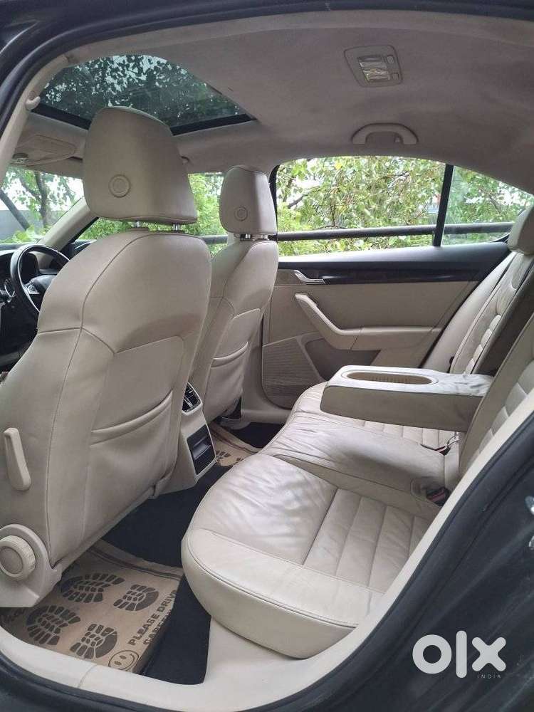 Skoda Octavia Elegance 2.0 Tdi At, 2014, Diesel