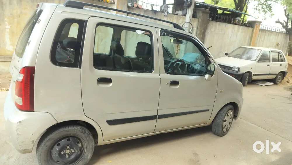 Recently Serviced,new Battery Insurance 2 New Tyers Good Condition
