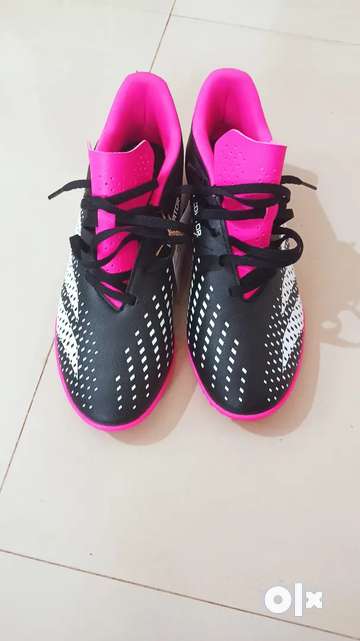 Olx cheap adidas predator