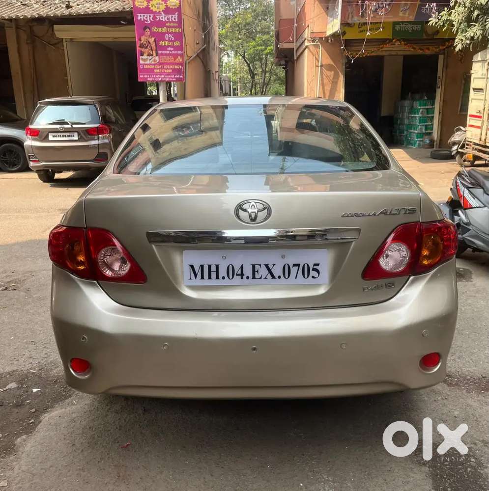 Toyota Corolla Altis 2011