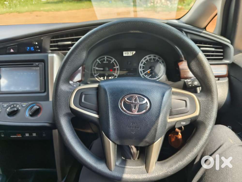 Toyota Innova Crysta 2.8 Gx At, 2017, Diesel