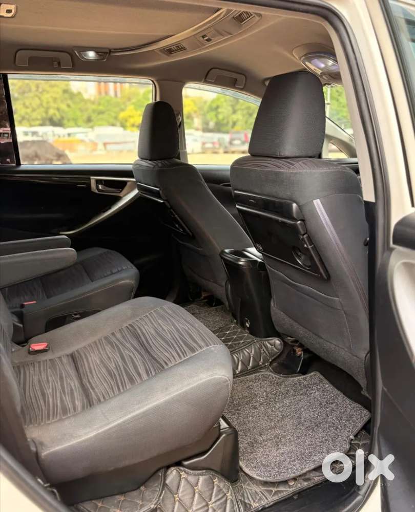 Toyota Innova Crysta 2.4 V 7 Str, 2017, Diesel