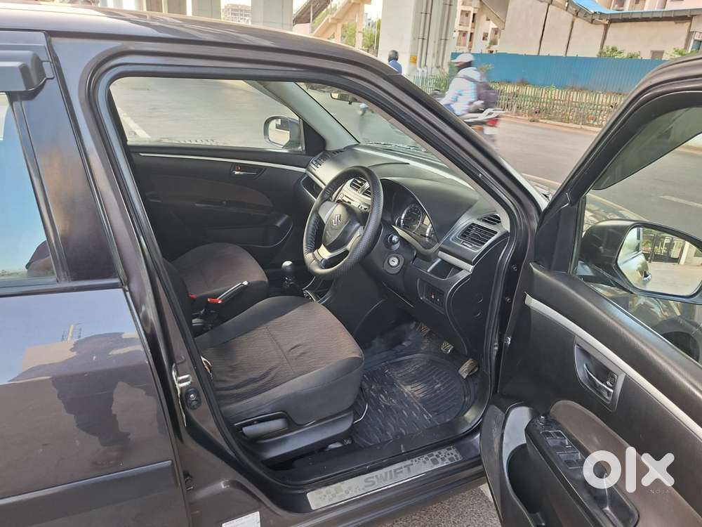 Maruti Suzuki Swift Vxi + Manual, 2017, Petrol