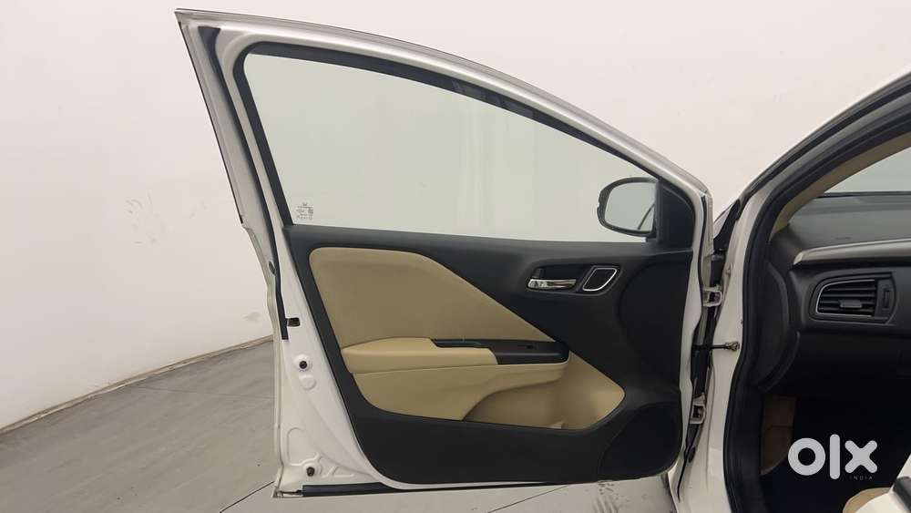 Honda City 1.5 V 4th Gen I-vtec Mt, 2022, Petrol