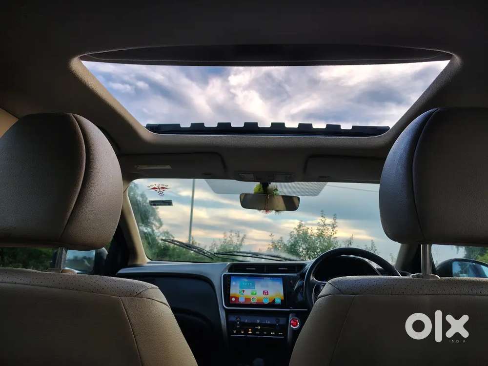 Honda City Top Model With Sunroof