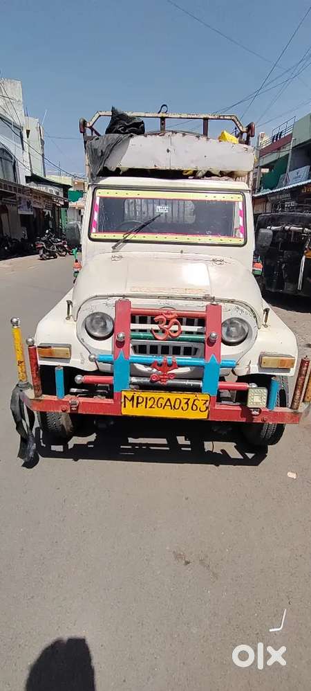 Mahindra Maxx Pickup