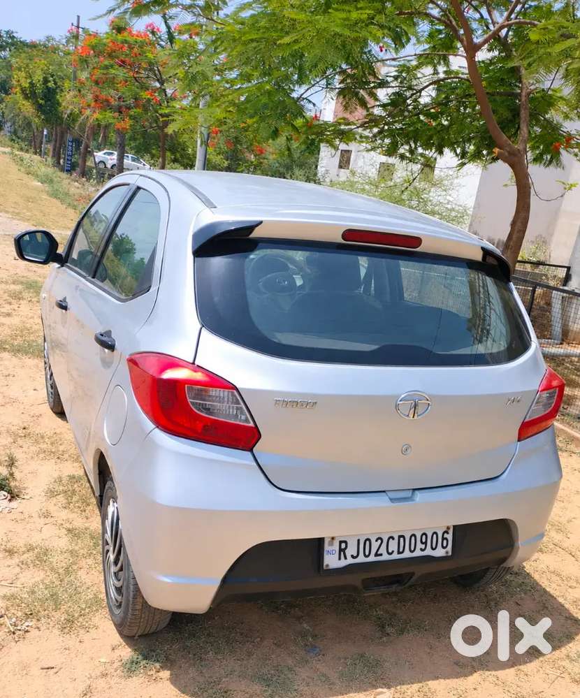 Tata Tiago 1.2 Revotron 2016 Petrol