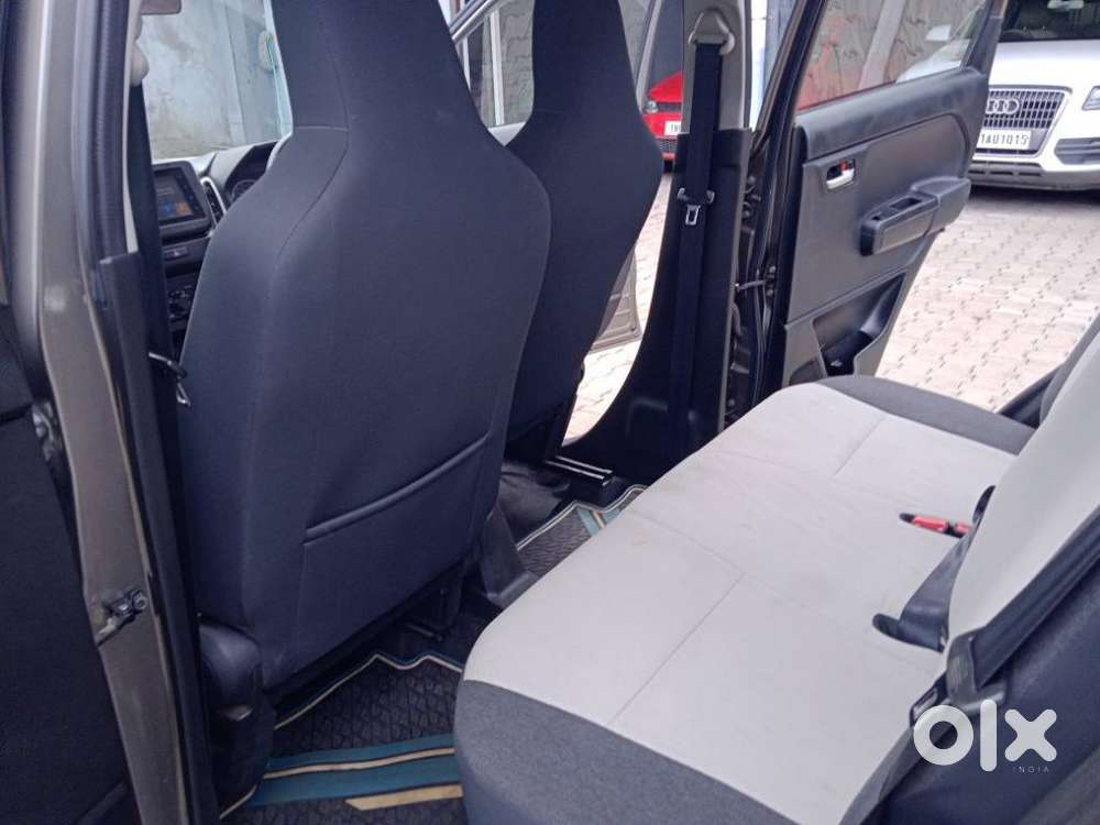 Maruti Suzuki Wagon R Zxi Plus 1.2 Ags Dual Tone, 2022, Petrol