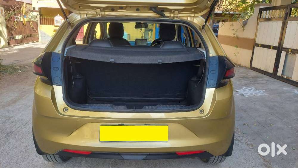 Tata Altroz Xt Petrol 2021  First Owner  25844 Km  Insurance Valid