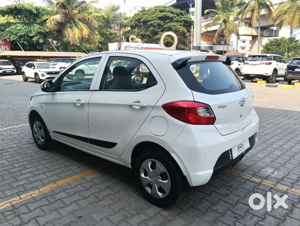 Tata Tiago 1.2 Revotron Xta, 2019, Petrol