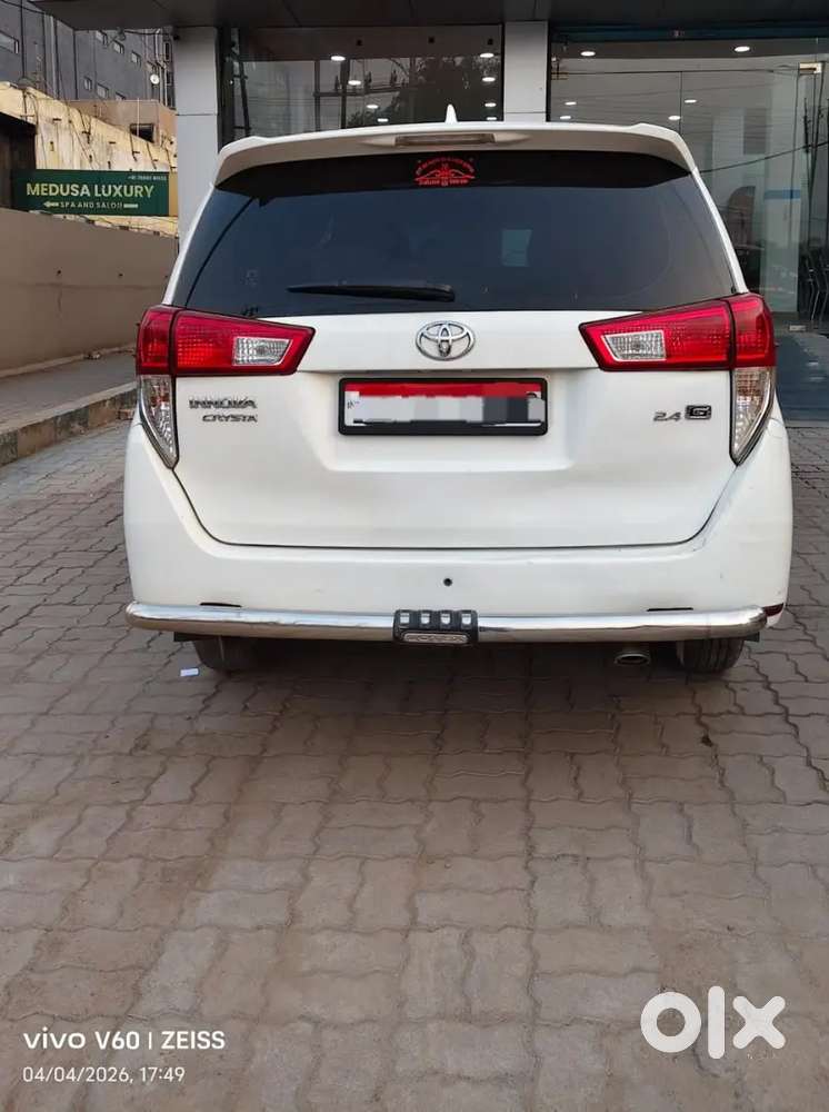 Toyota Innova Crysta 2.4 G 2021