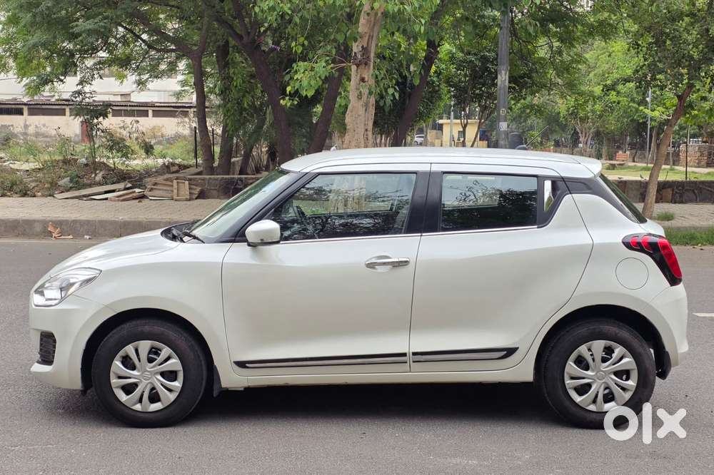 Maruti Suzuki Swift Vxi Abs Bsiv, 2020, Petrol