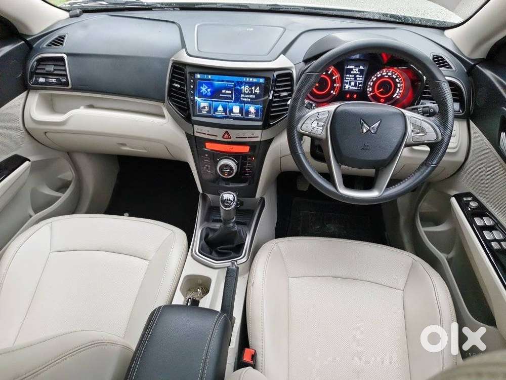 Mahindra Xuv300 W8 Option, 2023, Petrol