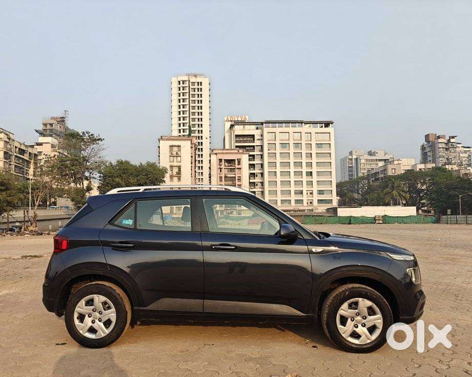 Hyundai Venue S Turbo, 2019, Petrol