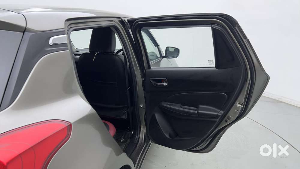Maruti Suzuki Swift 1.3 Zxi, 2023, Petrol