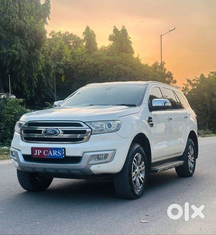 Ford Endeavour 2.2 Titanium At 4x2, 2016, Diesel