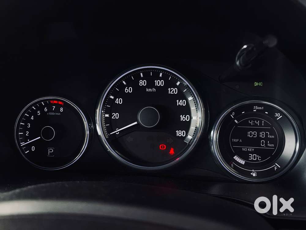 Honda Br-v I-vtec V Cvt, 2017, Petrol