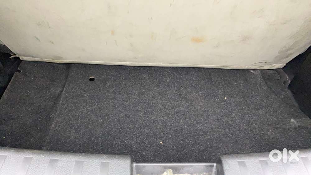 Maruti Suzuki Swift 2011-2014 Vxi, 2013, Petrol