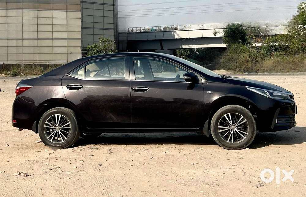 Toyota Corolla Altis 2013-2017 Vl At, 2017, Petrol