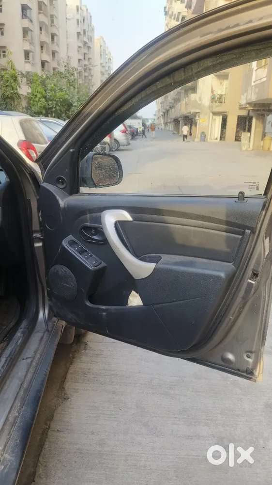 Nissan Terrano 2014