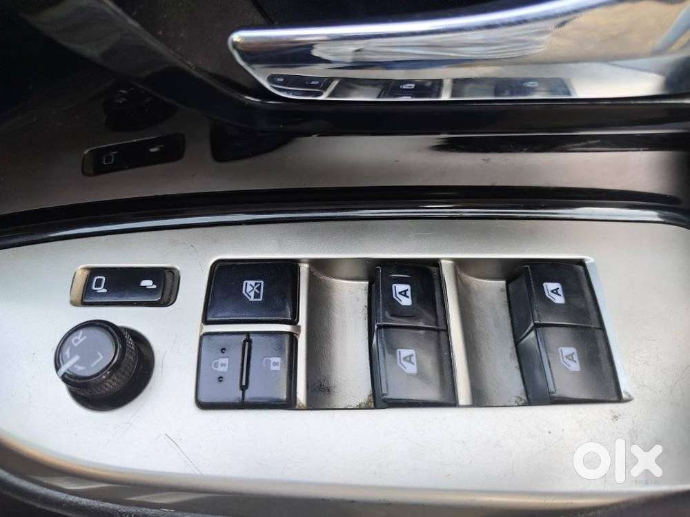 Toyota Innova Crysta Touring Sport 2.4 Mt, 2018, Diesel