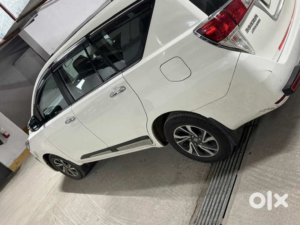Toyota Innova Crysta 2.4 V 8 Str, 2021, Diesel