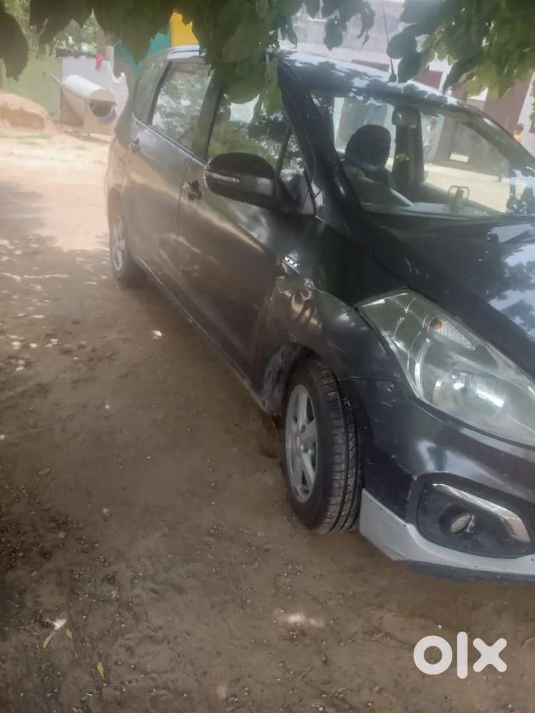 Maruti Suzuki Ertiga Vxi 2017