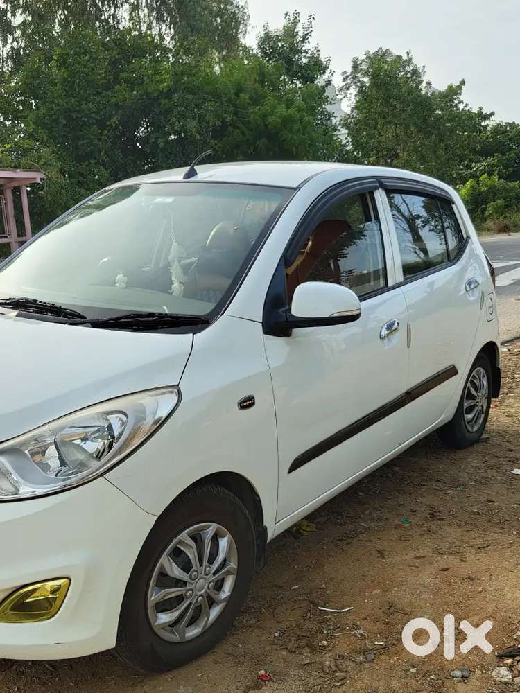 Hyundai I10 Sportz Petrol 2011
