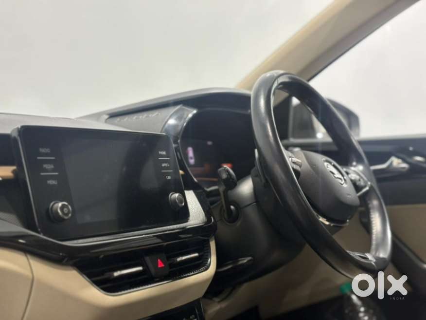 Skoda Slavia Style 1.5l Tsi Dsg, 2022, Petrol