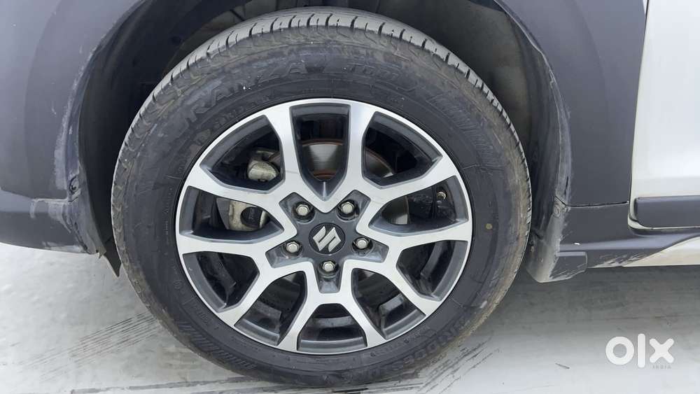 Maruti Suzuki Xl6 1.5 Alpha Plus Mt, 2022, Petrol