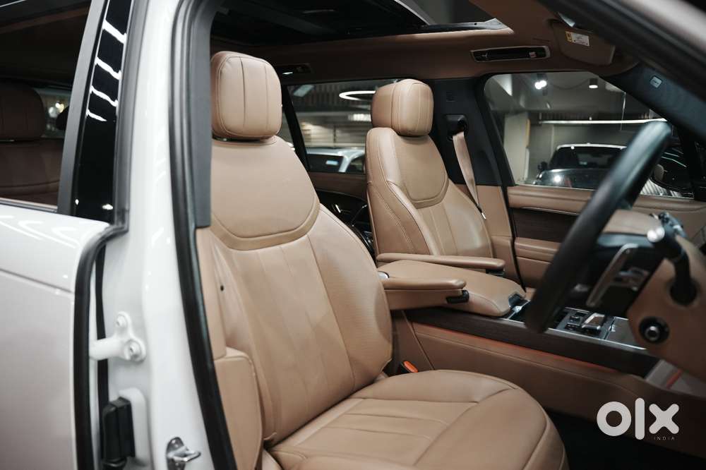 Land Rover Range Lwb 4.4 Sdv8 Vogue Se, 2023, Petrol