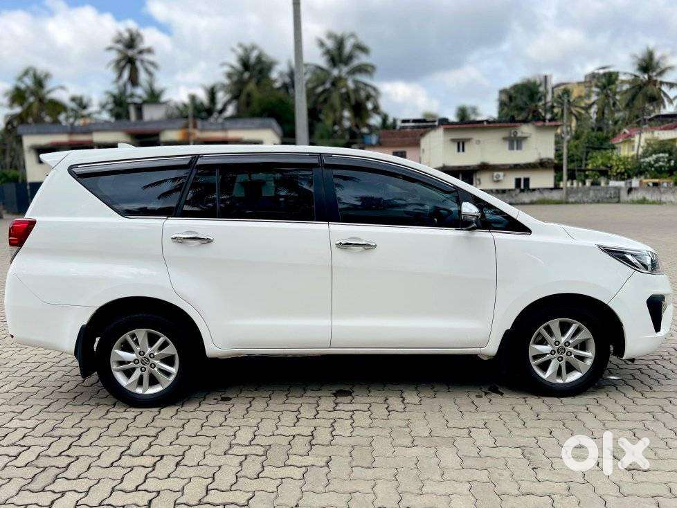 Toyota Innova Crysta 2.4 G Mt, 2018, Diesel