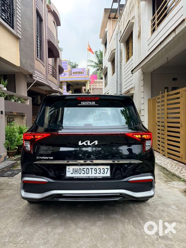 Kia Carens 2024 Cng & Hybrids Petrol Manual (25000 Km Driven)