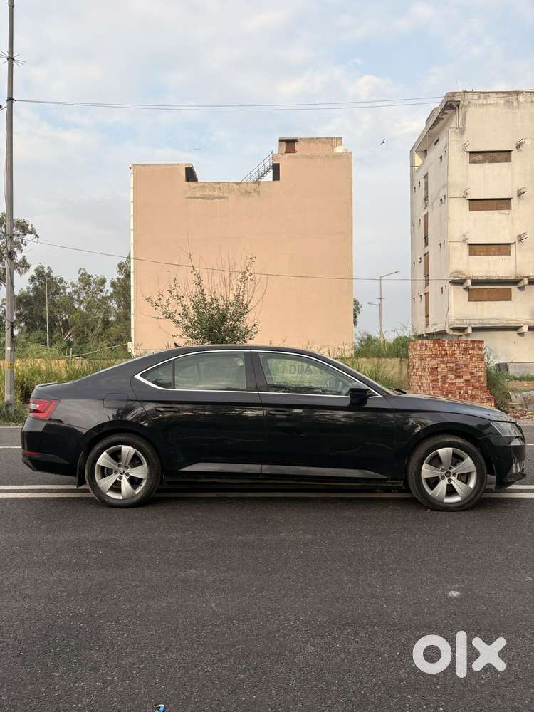 Skoda Superb [ ] 1.8 Style Tsi, 2019, Petrol