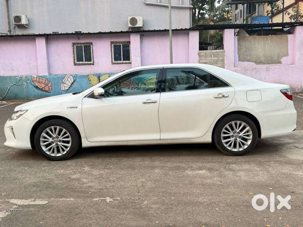 Toyota Camry Hybrid 2.5, 2015, Petrol