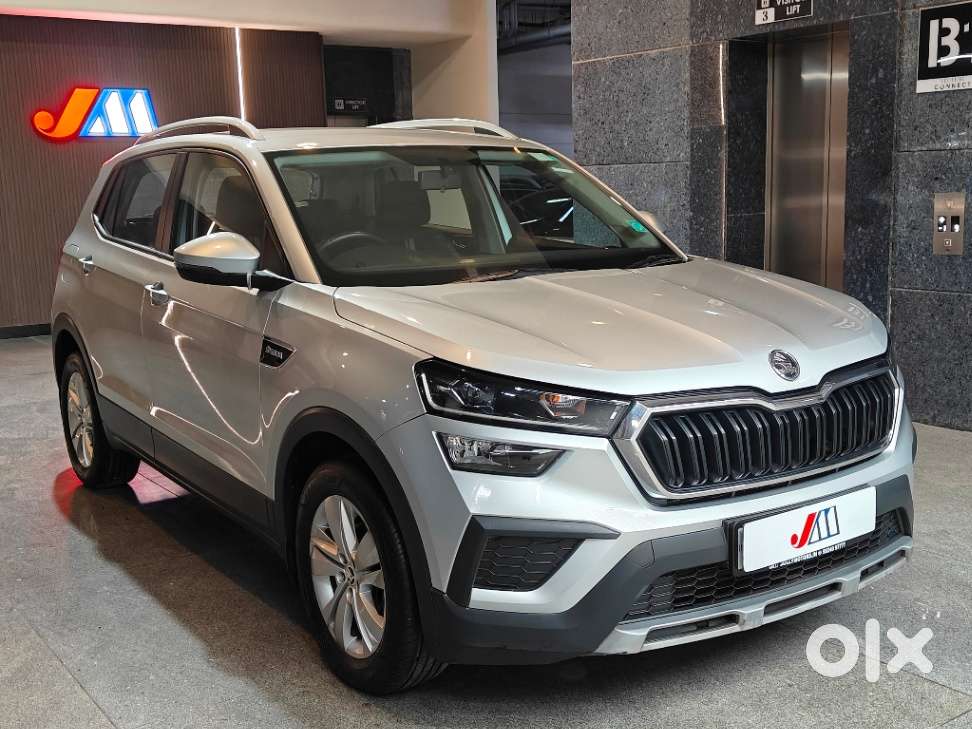 Skoda Kushaq 1.0 Tsi Ambition, 2022, Petrol