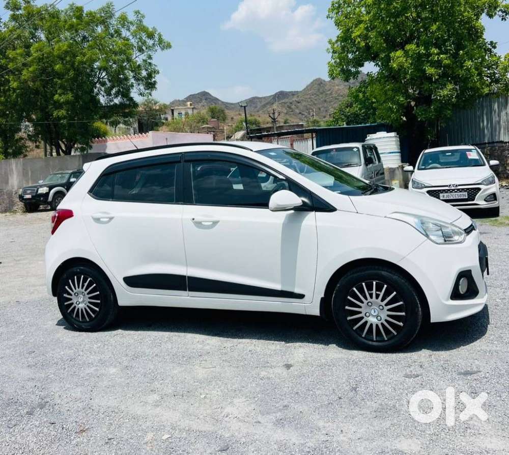 Hyundai Grand I10 2013-2016 Sportz, 2016, Petrol