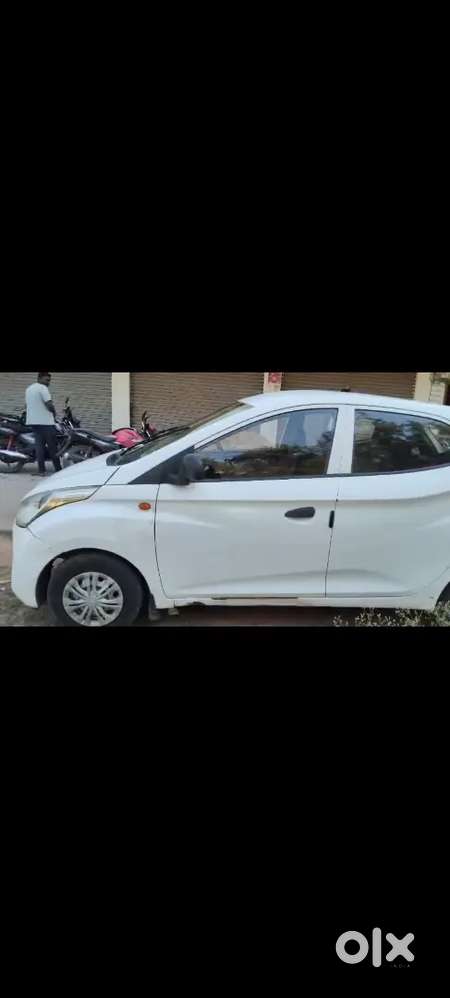 Hyundai Eon 2013 Petrol 125000 Km Driven