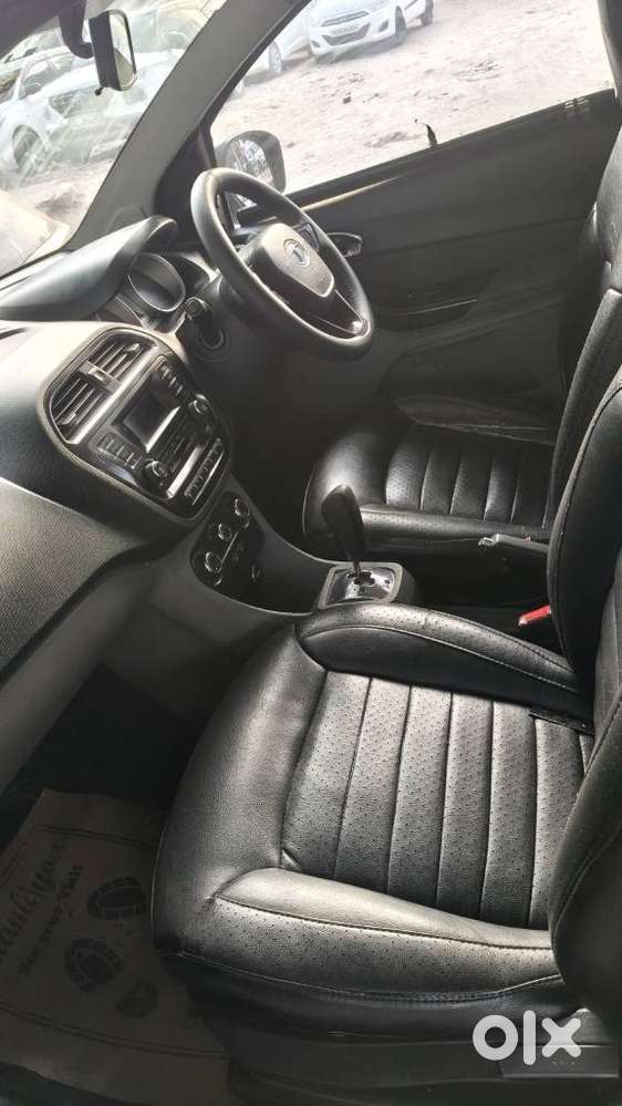 Tata Tigor Xza, 2018, Petrol