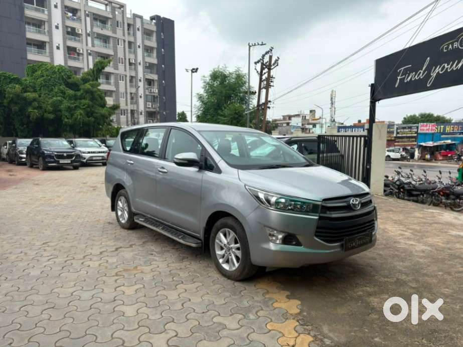 Toyota Innova Crysta 2.8 Gx At, 2017, Diesel