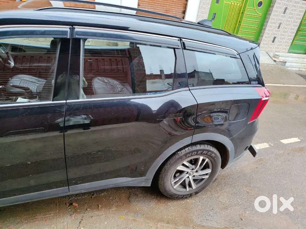 Mahindra Xuv700 Petrol Mt 2024