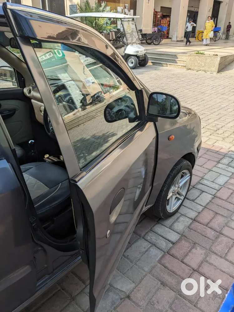 Hyundai Santro Xing 2012 Cng 85000 Km Driven In Showroom Condition