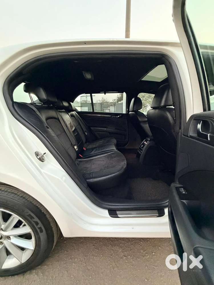 Skoda Superb 2013-2015 Zeal Elegance 2.0 Tdi Cr At, 2015, Diesel