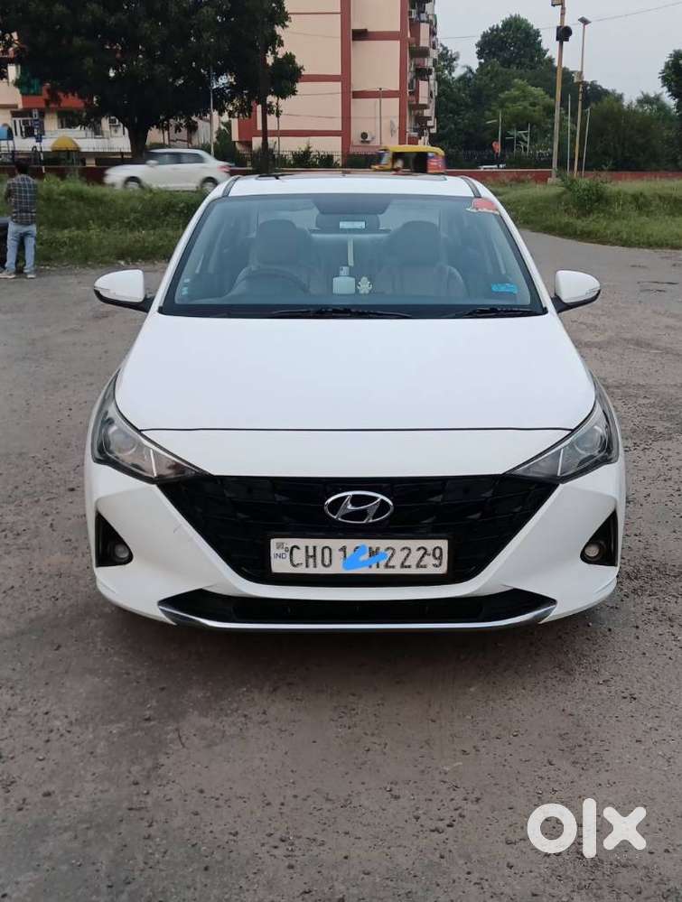 Hyundai Verna 1.5 Sx Diesel Mt, 2022, Diesel