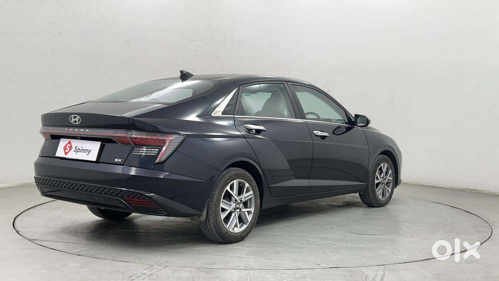 Hyundai Verna 1.5 Sx Petrol Mt, 2024, Petrol