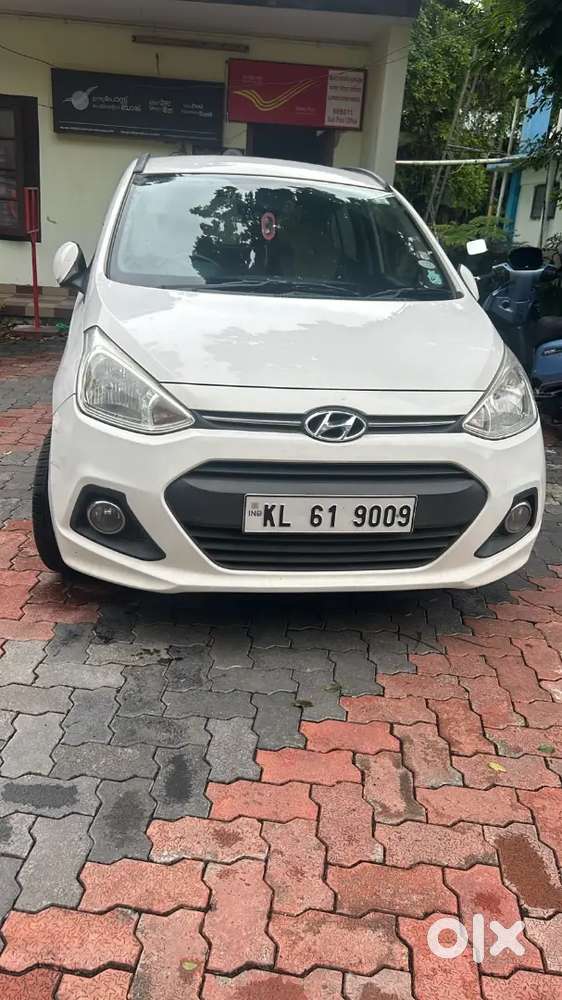 Top Variant. White Color.  No Accident History